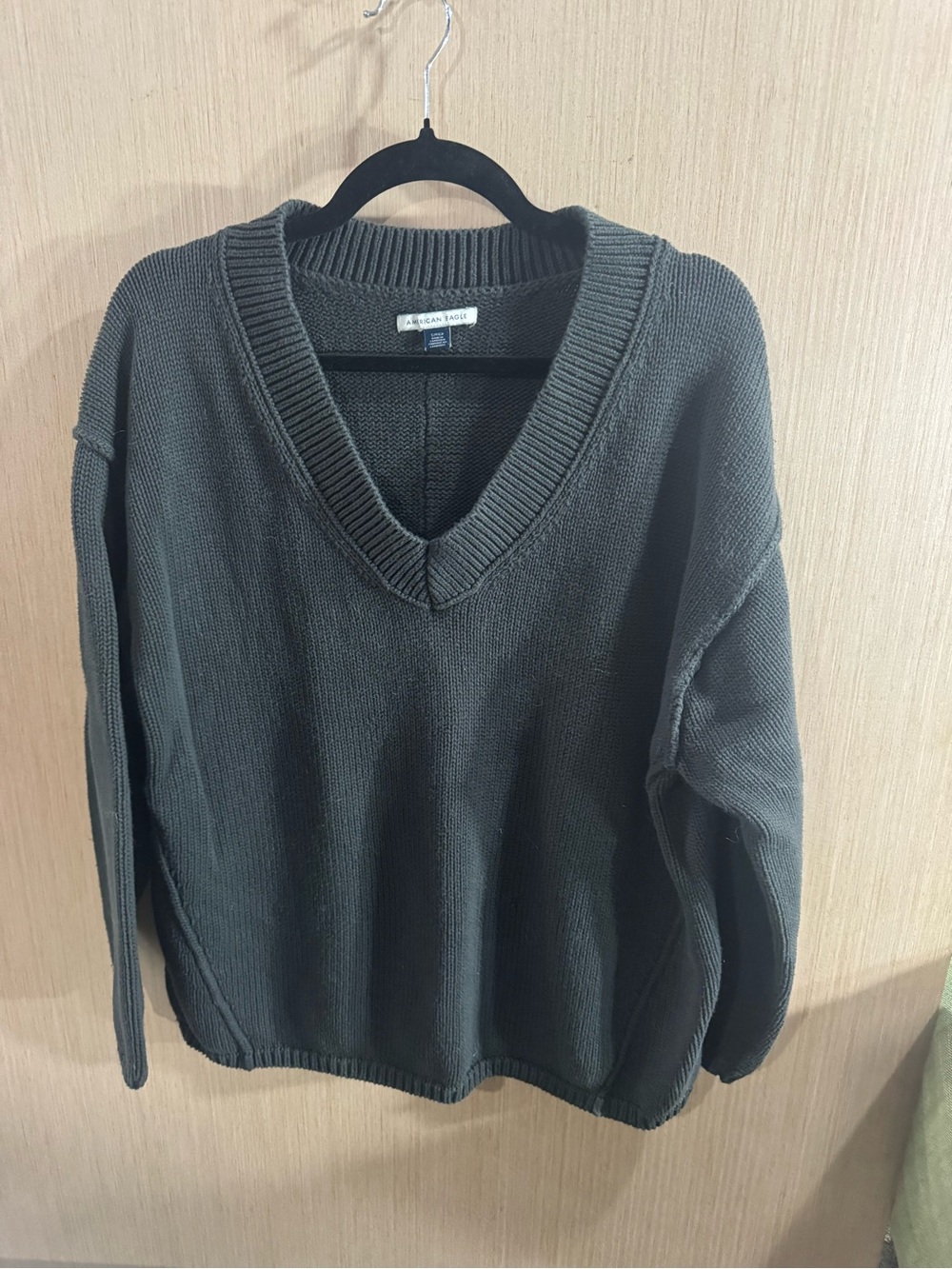 Women’s American Eagle Outfitters Oversized Knit V-Neck Sweater Dark Gray  Small
